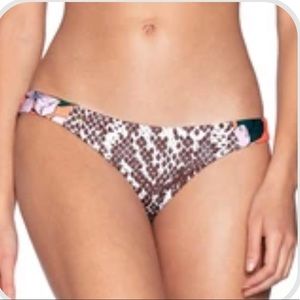Maaji Poppy Affair-Poppy Flirt Bottom M Signature